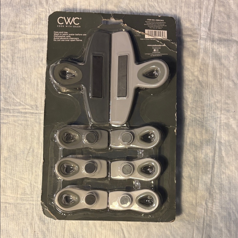 CWC Gray and Black Bag Clips Set